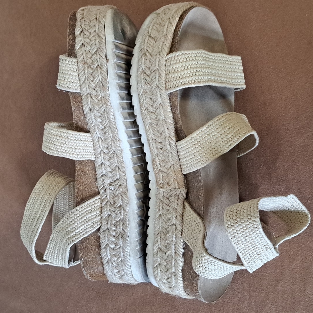 Strappy Espadrille Wedge Cork size 7 beige comfortable sandals. - Picture 6 of 7